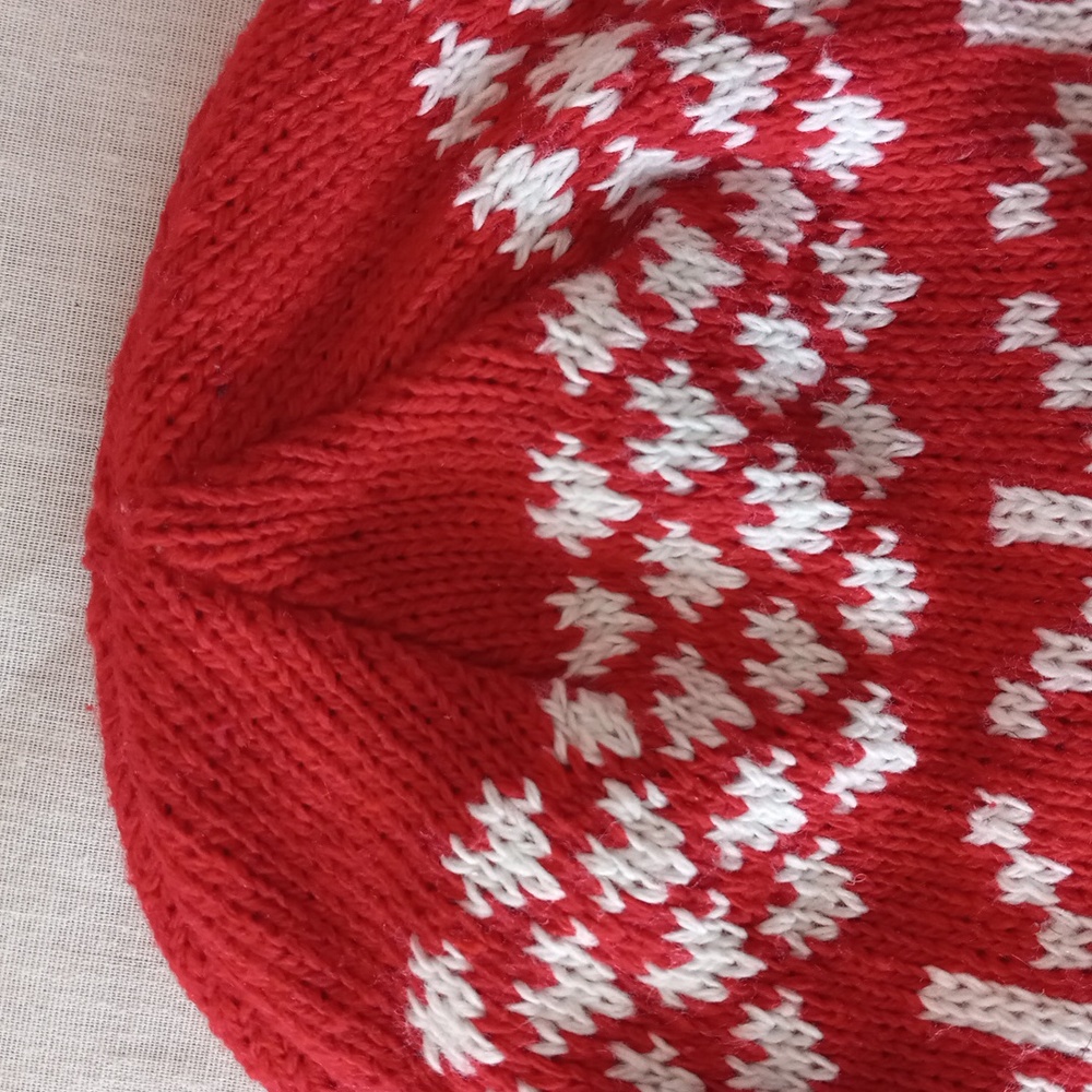 Winter Hat - Picture 4 of 9